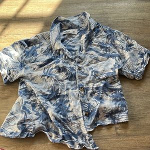 Hollister Blue Hawaiian Button Top
